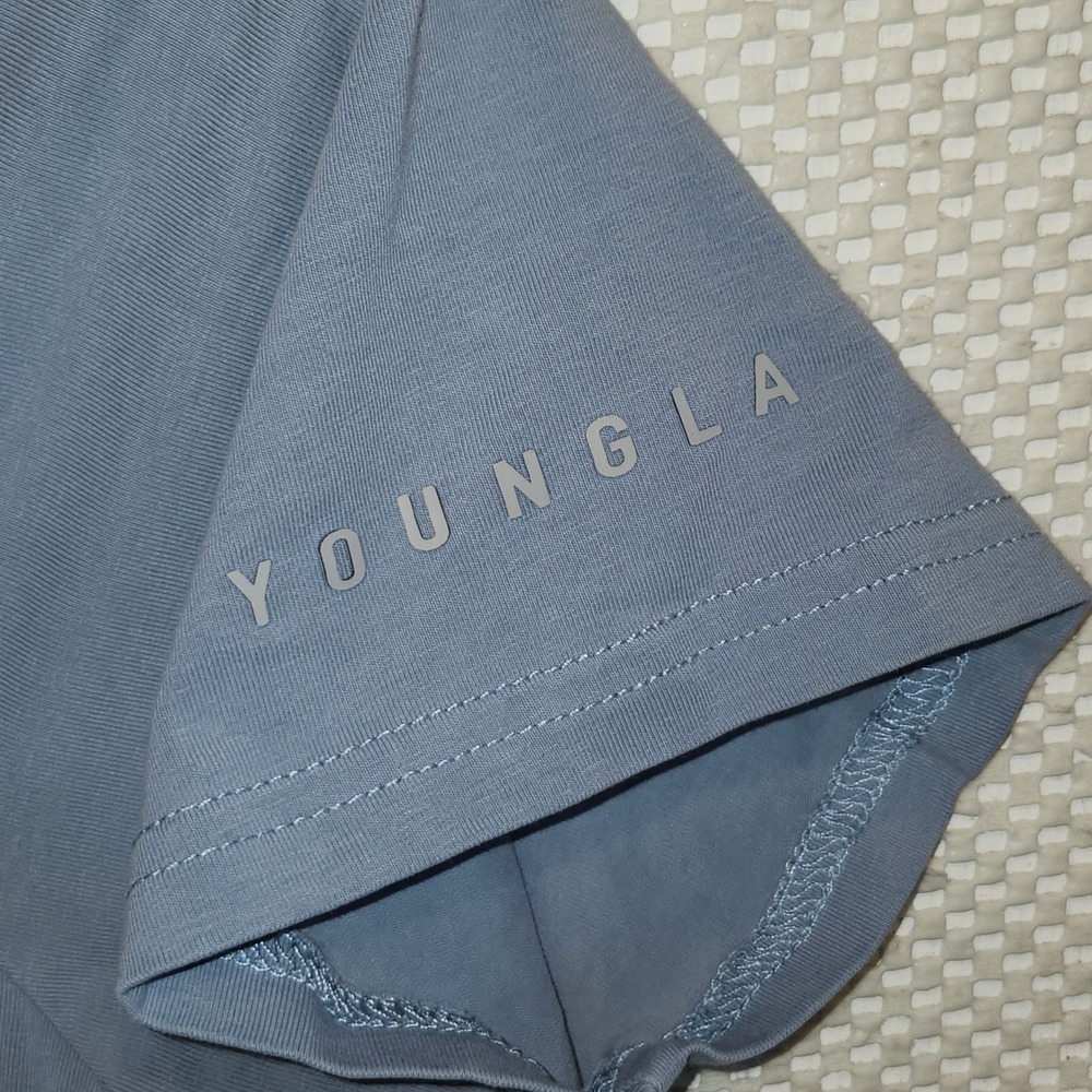 YoungLA Mens Model‎ 442 Perfect Tee Light Blue Grey Curved Hem Gym Shirt Size M - Picture 11 of 12